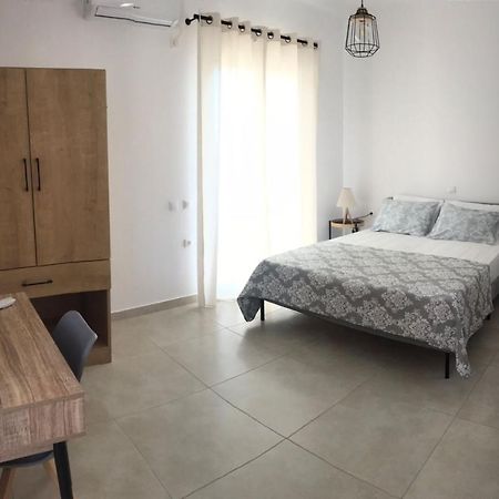 شقة Makris Gialos   في Drosia Retreat Apatrments - Studio المظهر الخارجي الصورة